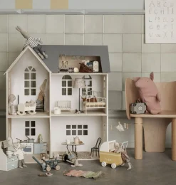 Maileg Wooden Dollhouse 80X40X72 Cm (Hxdxw)* Doll House & Mouse House